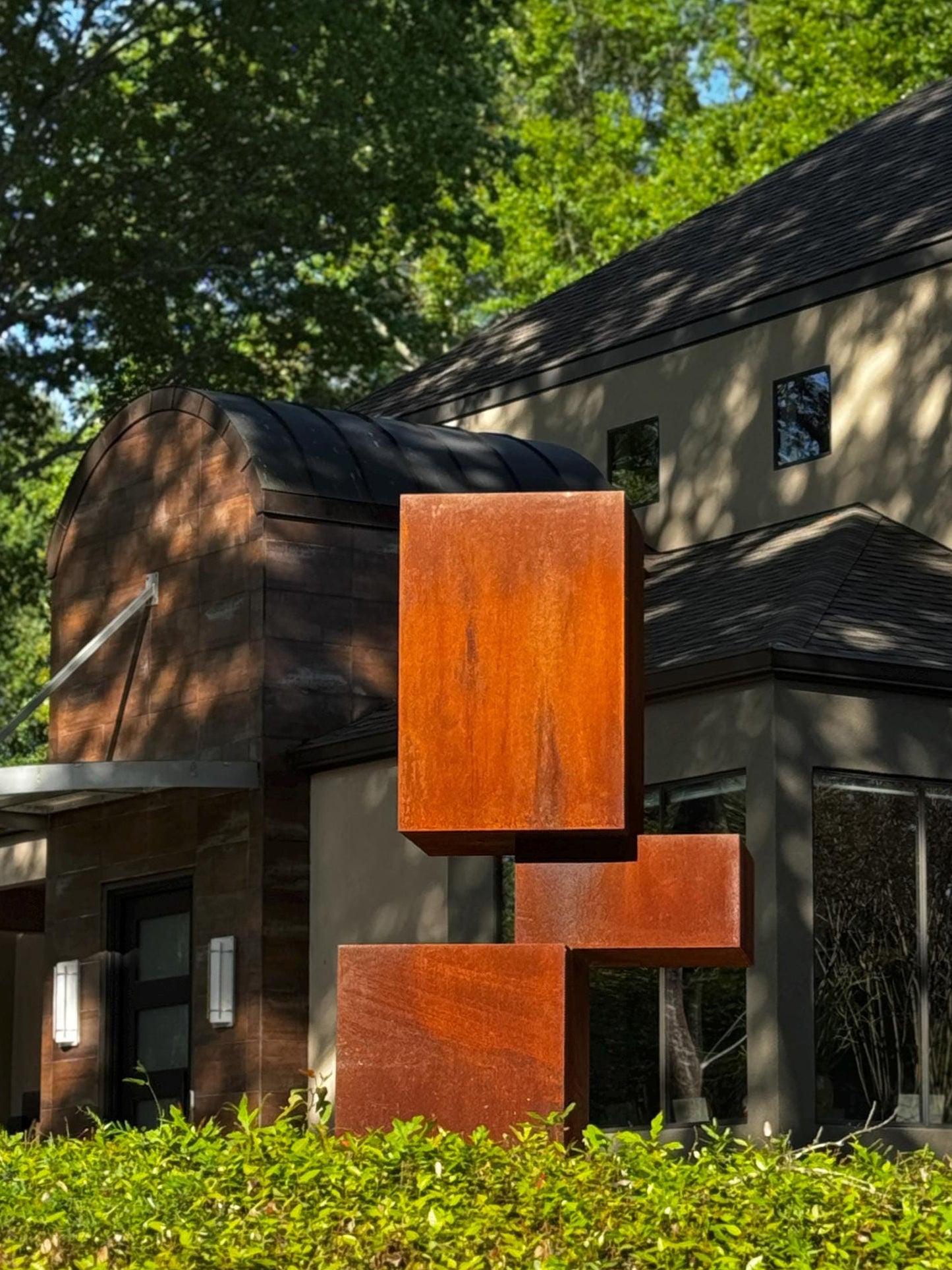 Balanced - Abstract steel outdoor large sculpture