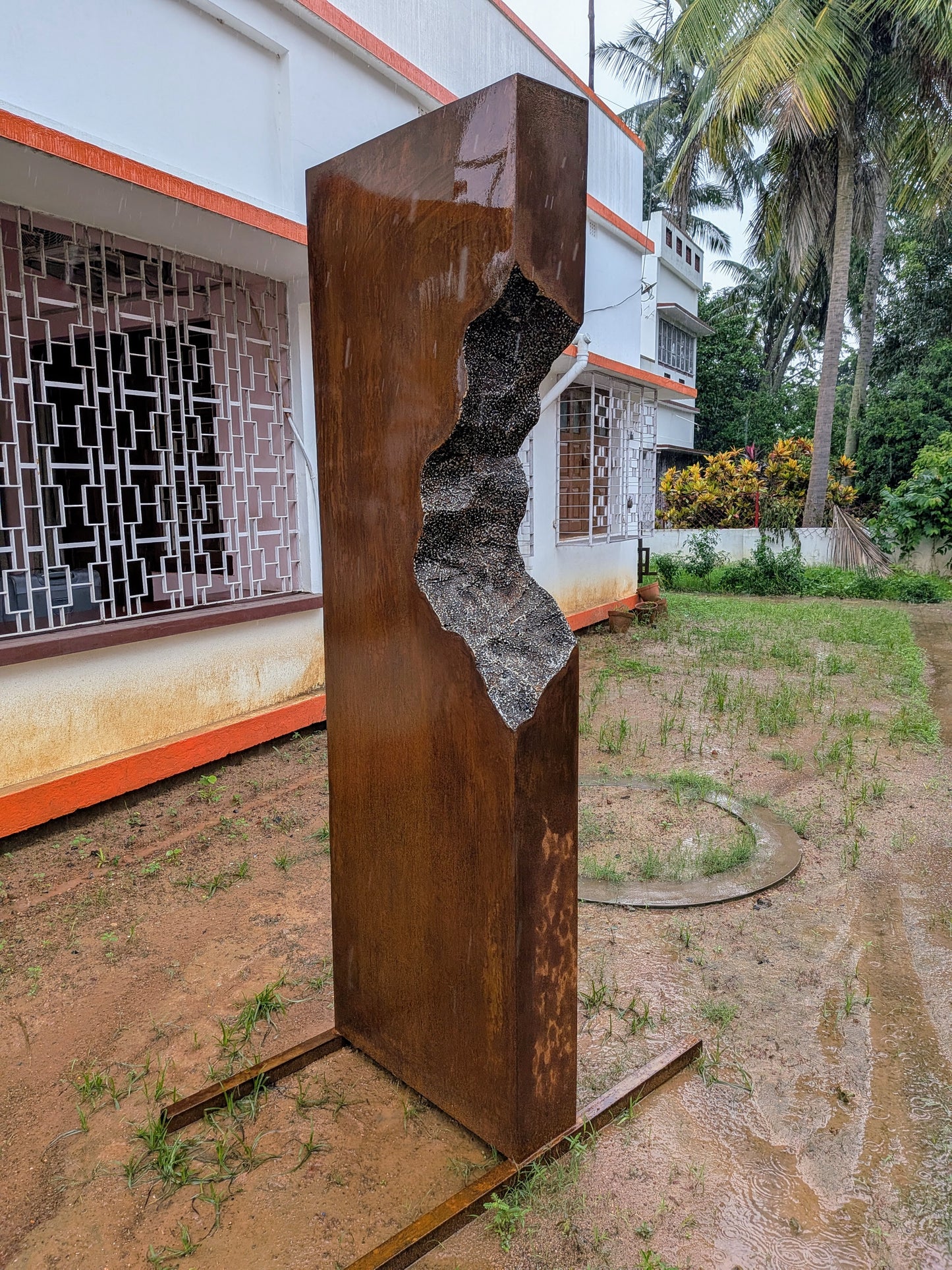 Erosion4 - Abstract metal sculpture