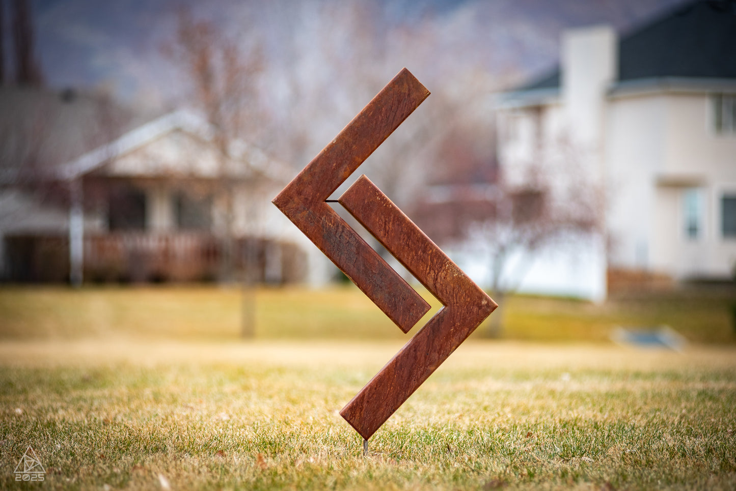 Yin Yang - Minimalist geometric metal sculpture