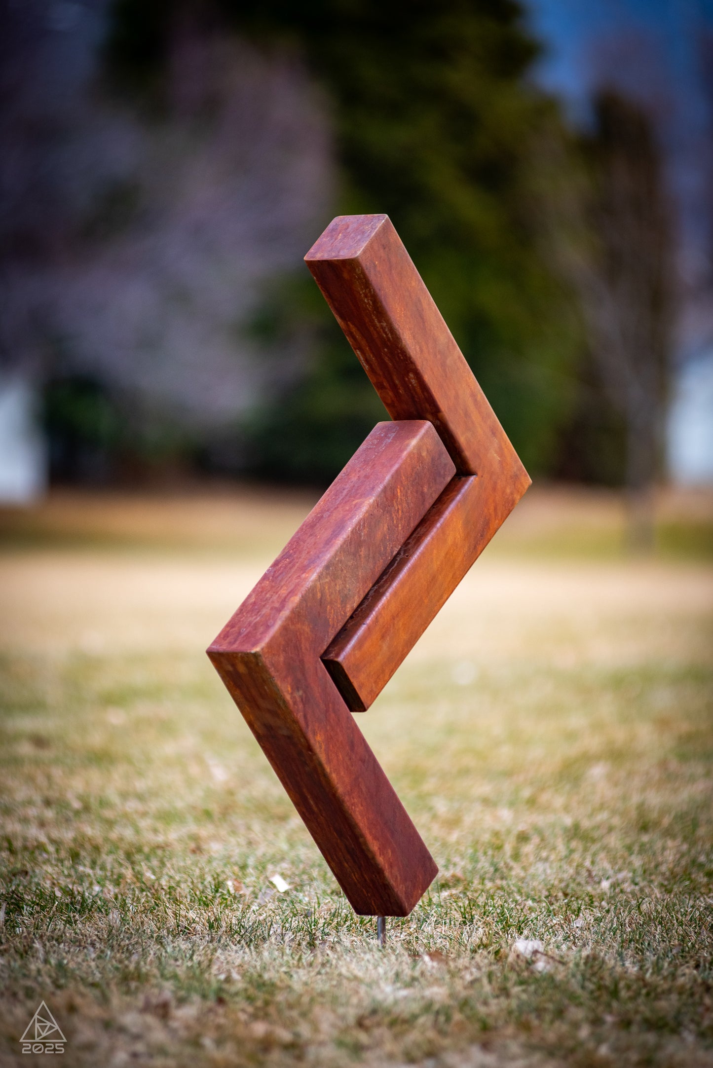 Yin Yang - Minimalist geometric metal sculpture