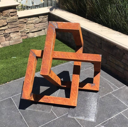 Trefoil - Geometric metal sculpture